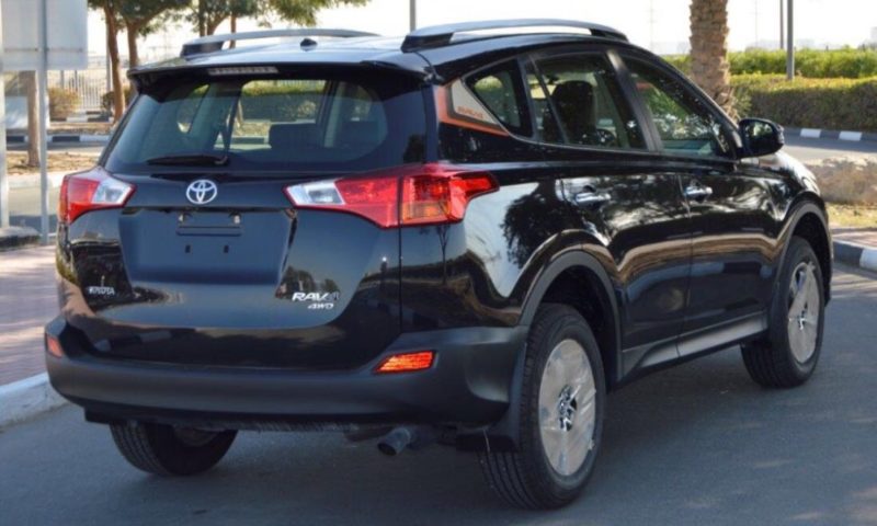 Toyota Rav4 4x4 VXR 2.5L Petrol MY 17 Dazzle UAE Toyota Rav4 4x4 VXR 2.5L Petrol MY 17 Dazzle UAE